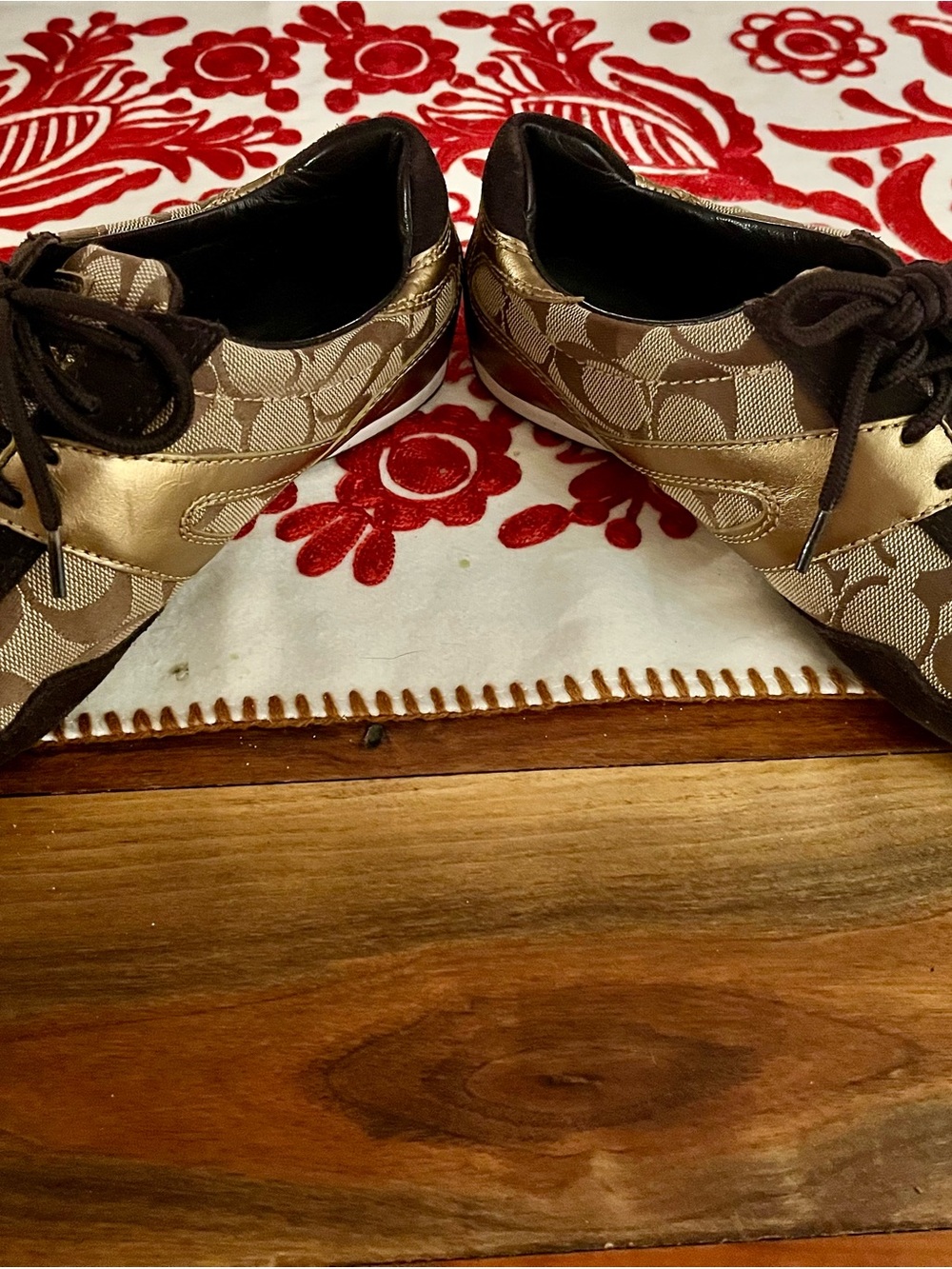 Coach Lexey Signature Logo Sneakers Sz 7 - Picture 5 of 12